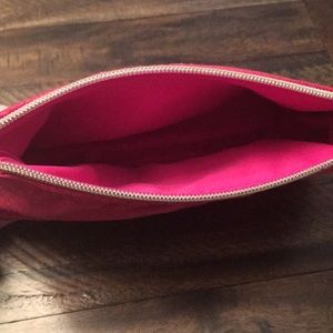 Victoria's Secret Bags - Pink Wristlet Victoria's Secret Bags - Pink Wristlet